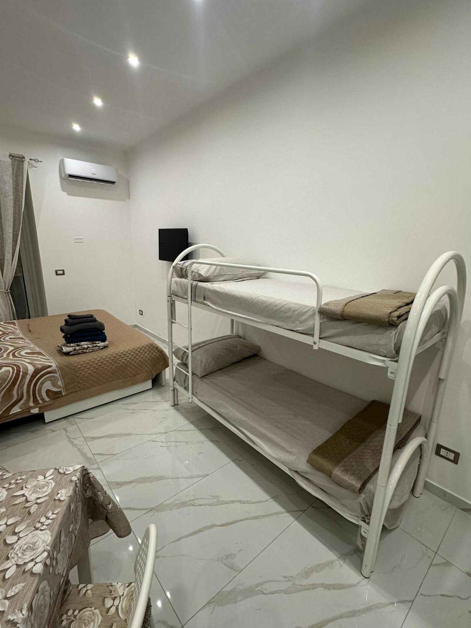 Briganti House Napoli Apartment Exterior foto